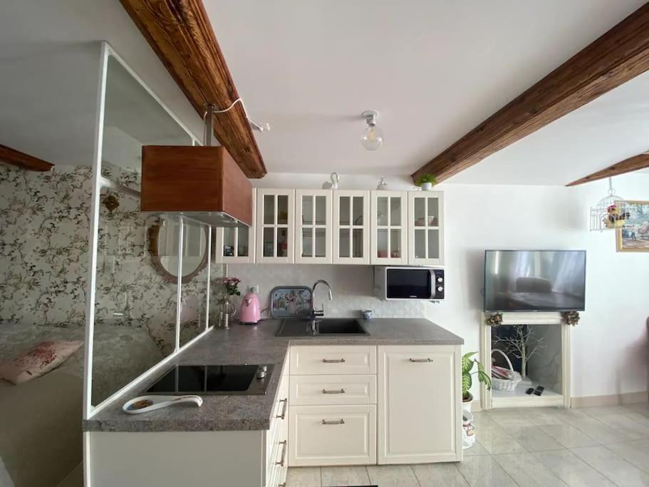 Ravissant Shabby Chic Au Centre De Apartment